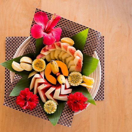 Zanbluu Beach Hotel キウェンワ エクステリア 写真