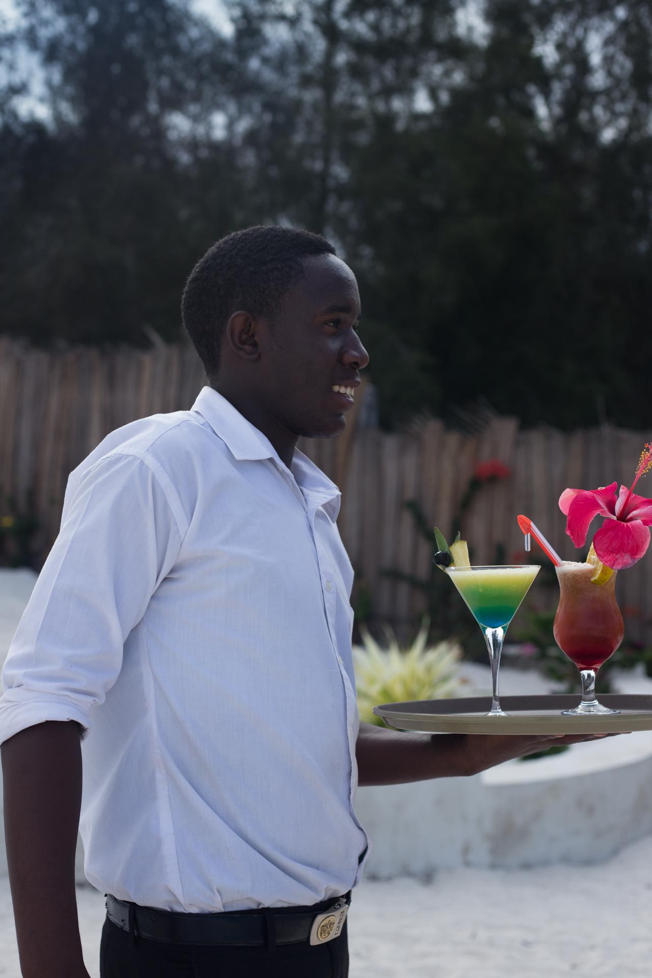 Zanbluu Beach Hotel キウェンワ エクステリア 写真