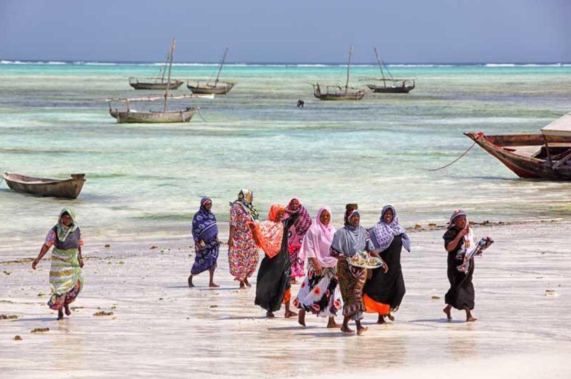 Zanbluu Beach Hotel キウェンワ エクステリア 写真